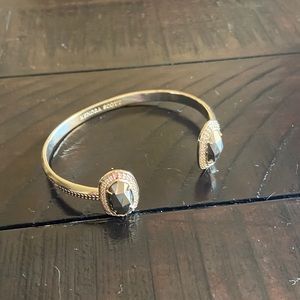 Kendra Scott Black Opaque Glass Bracelet